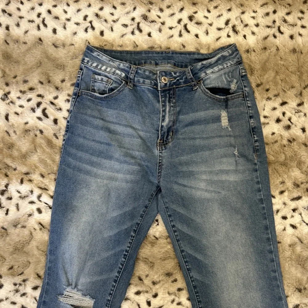 Women's Denim Bootcut Stretch‎ Distressed Blue Light Wash Jeans Size 6 (28x29)